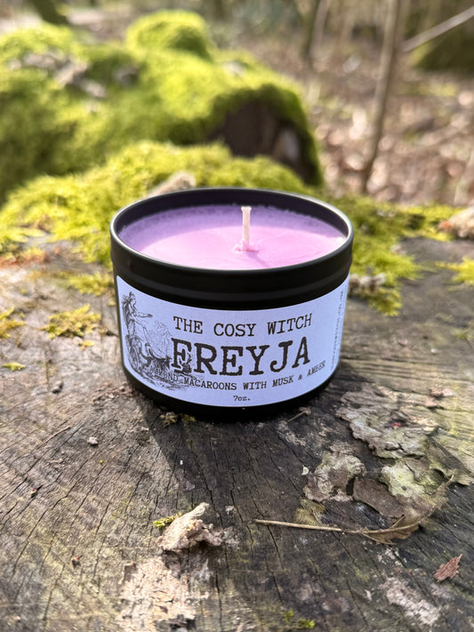 Freyja - Almond Macarons